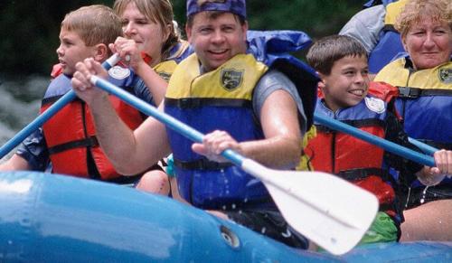 Brasstown-Valley-Exclusive-Trips-And-Excursions-Whitewater-Rafting-740x430