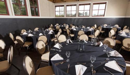 Tack-Room-banquet-setup 5-740x430